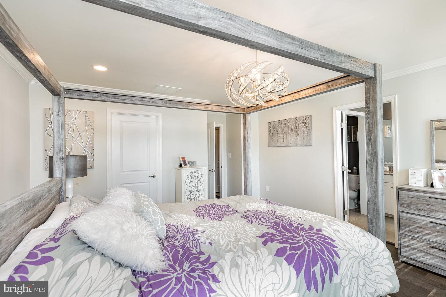 1106 Oakwood Street photo 14