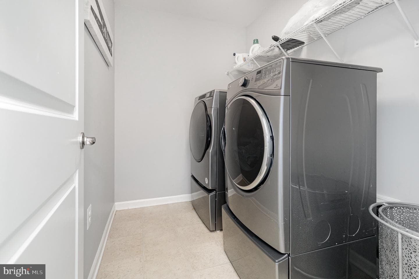 1106 Oakwood Street photo 23