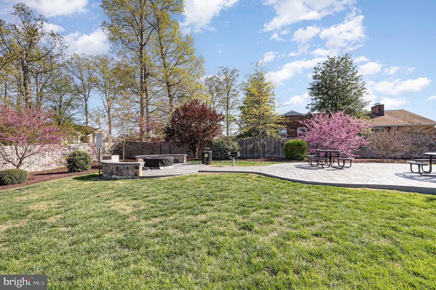 1106 Oakwood Street photo 26