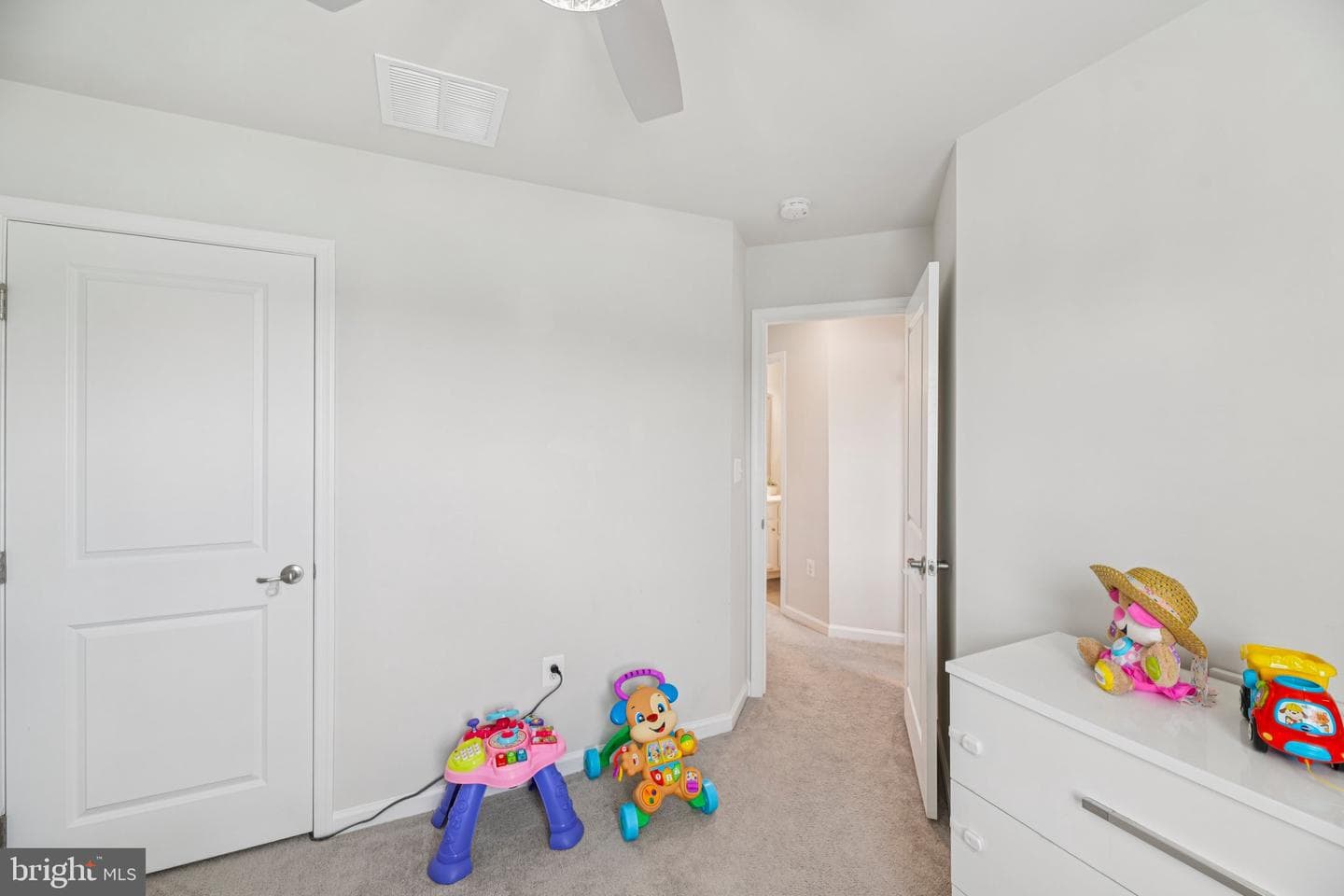 2302 Emerson Lane photo 19