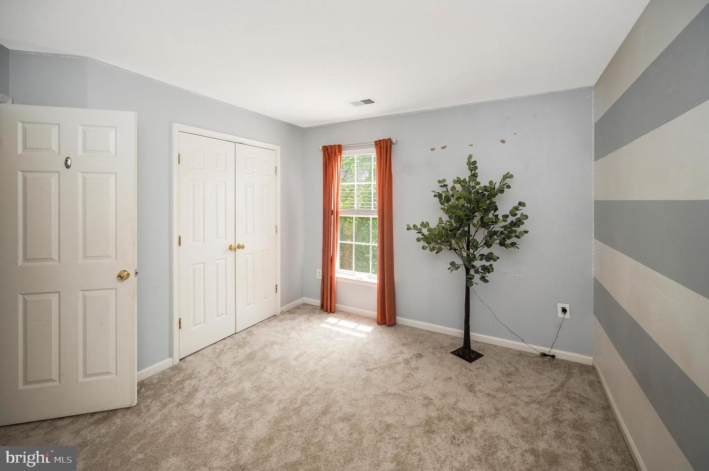 1000 Graham Drive photo 36