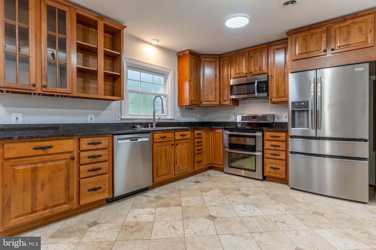 142 Woodland Road photo 8