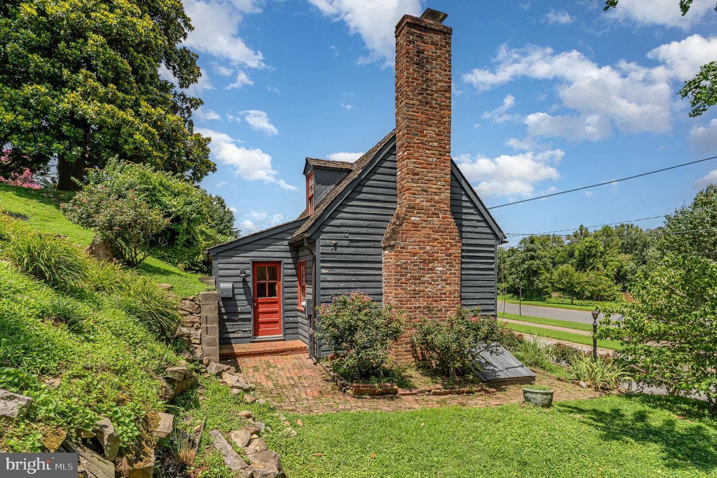 210 Sophia Street photo 24