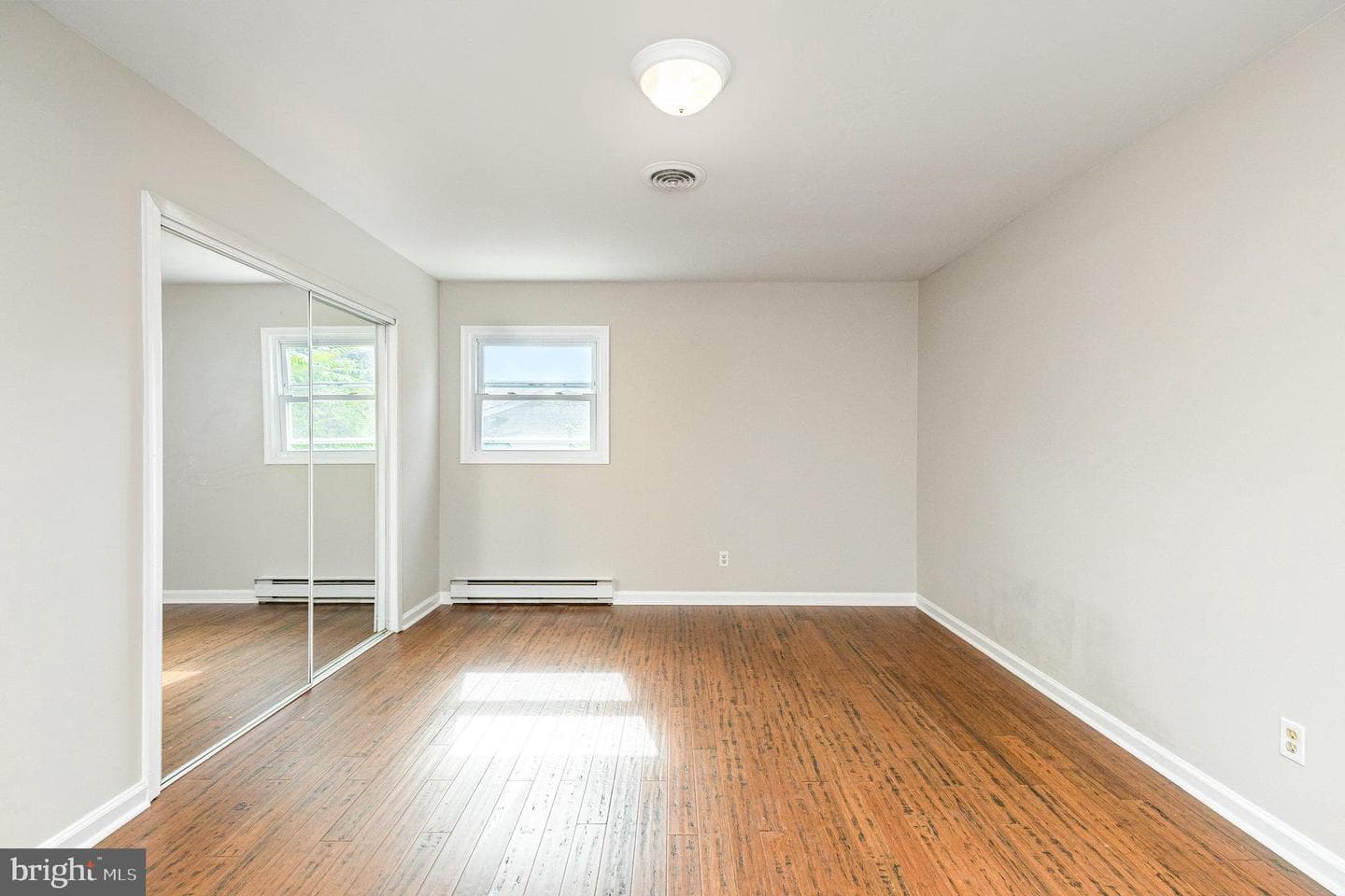 410 Deerwood Drive photo 20