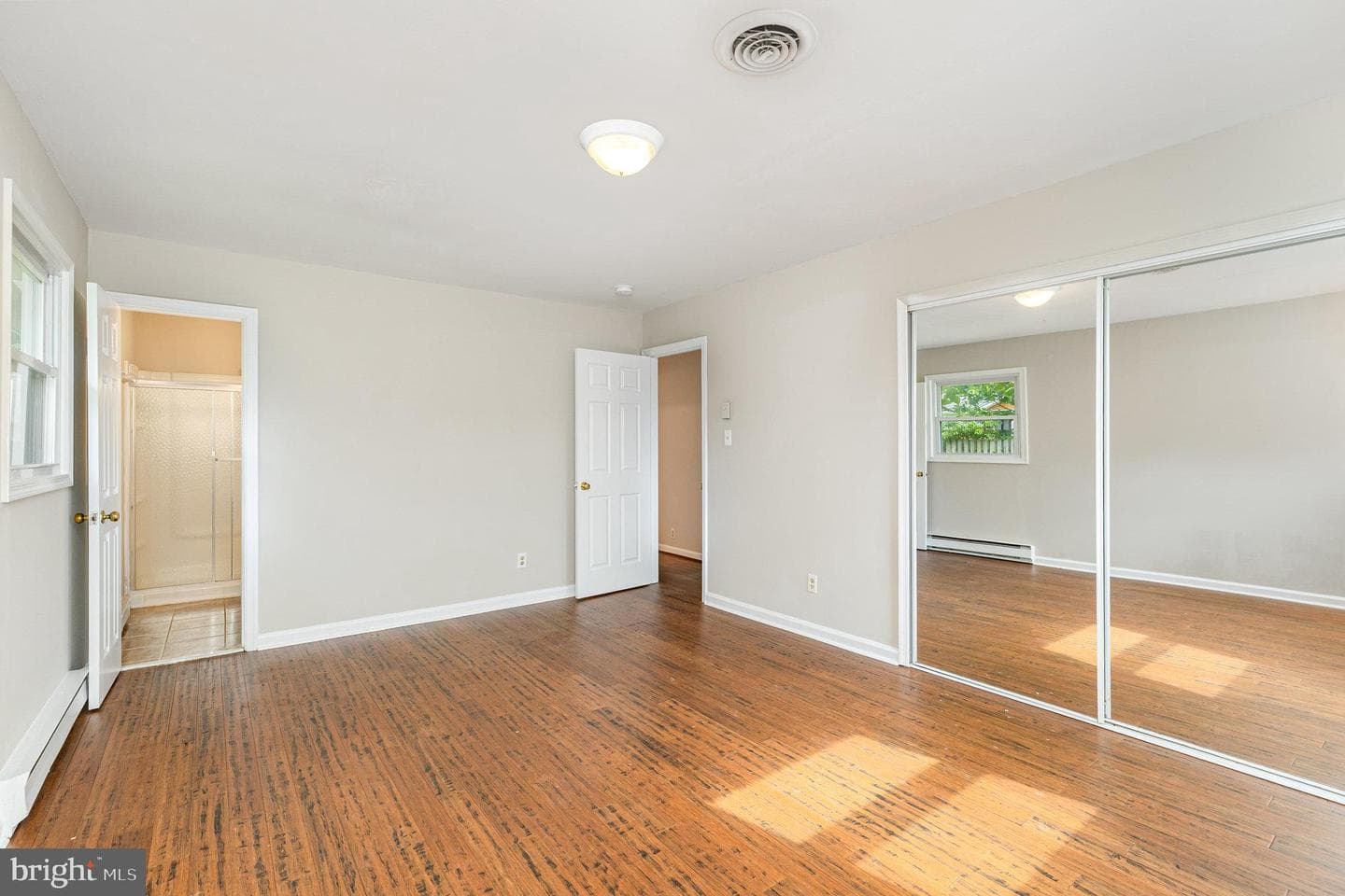 410 Deerwood Drive photo 22