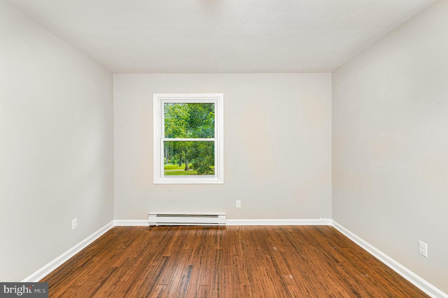 410 Deerwood Drive photo 25