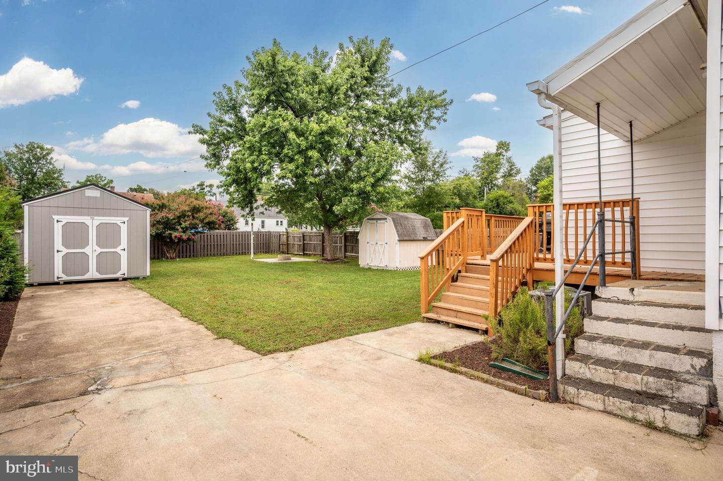 122 Hillcrest Drive photo 43