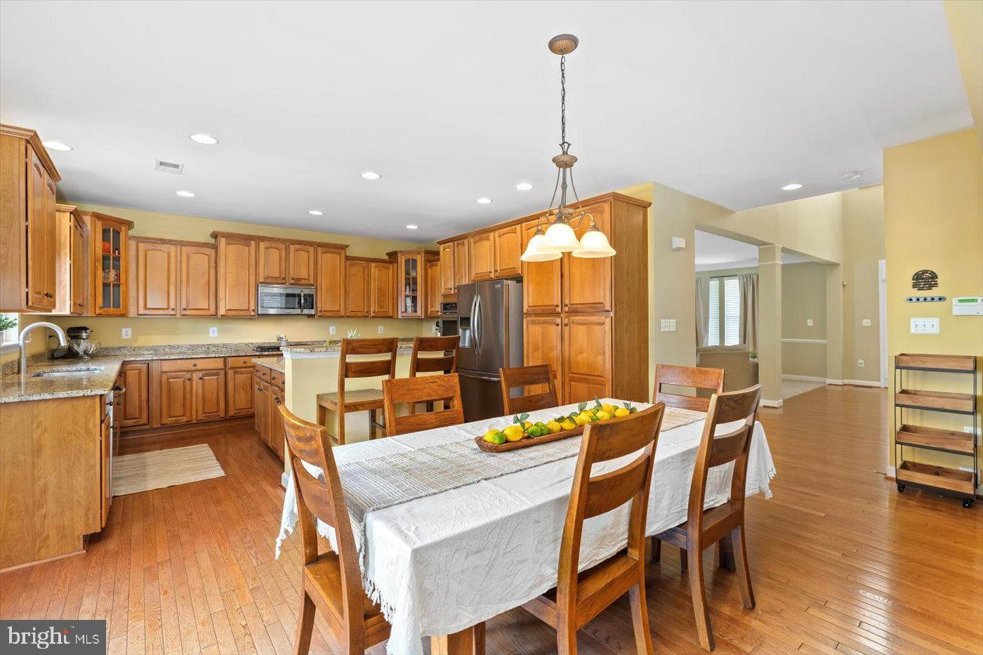 1101 Pickett Street photo 17