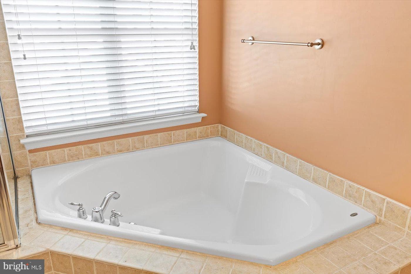 1101 Pickett Street photo 35