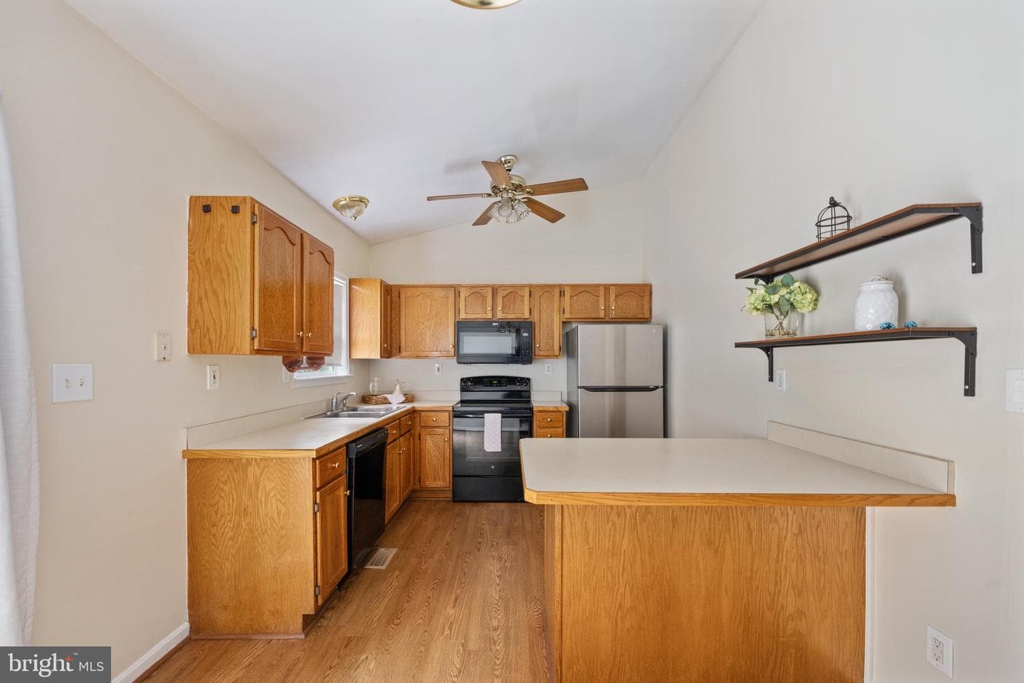112 Springwood Drive photo 17