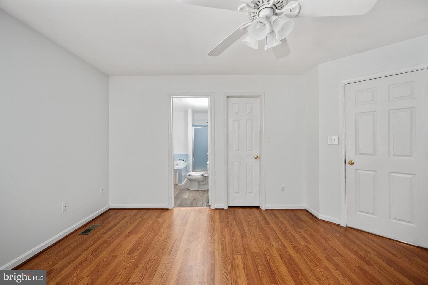 112 Springwood Drive photo 30