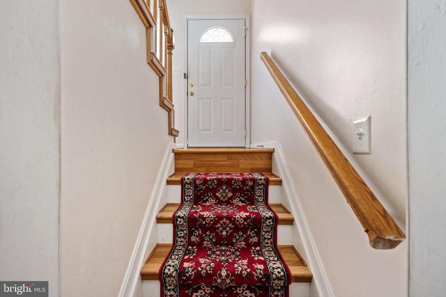 112 Springwood Drive photo 32