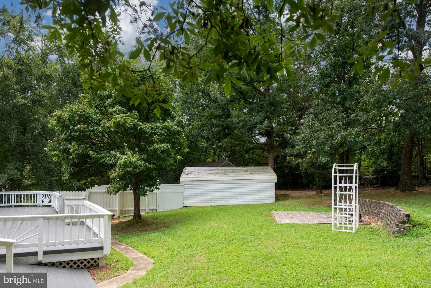 112 Springwood Drive photo 49