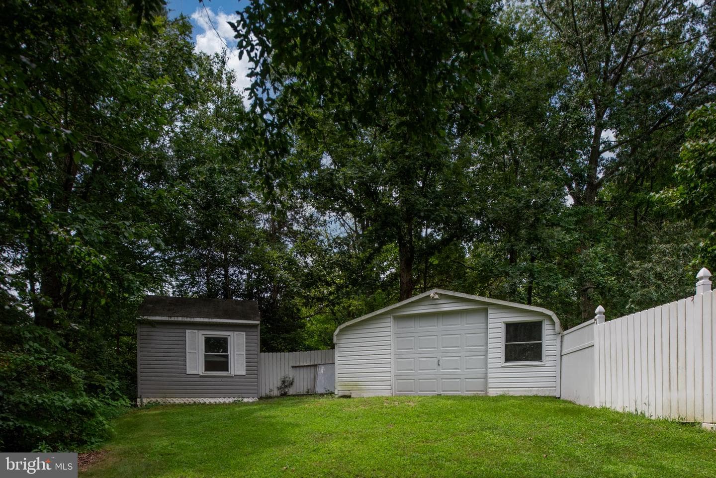 112 Springwood Drive photo 52