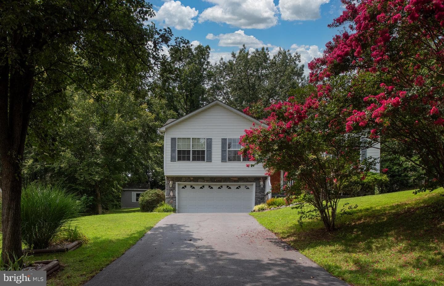 112 Springwood Drive photo 6