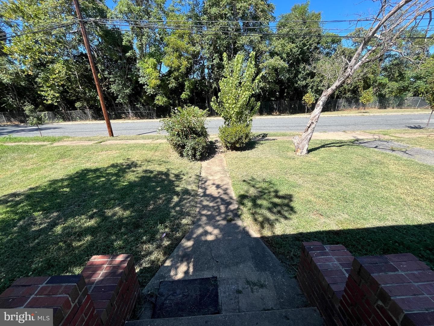 406 Summit Street photo 2