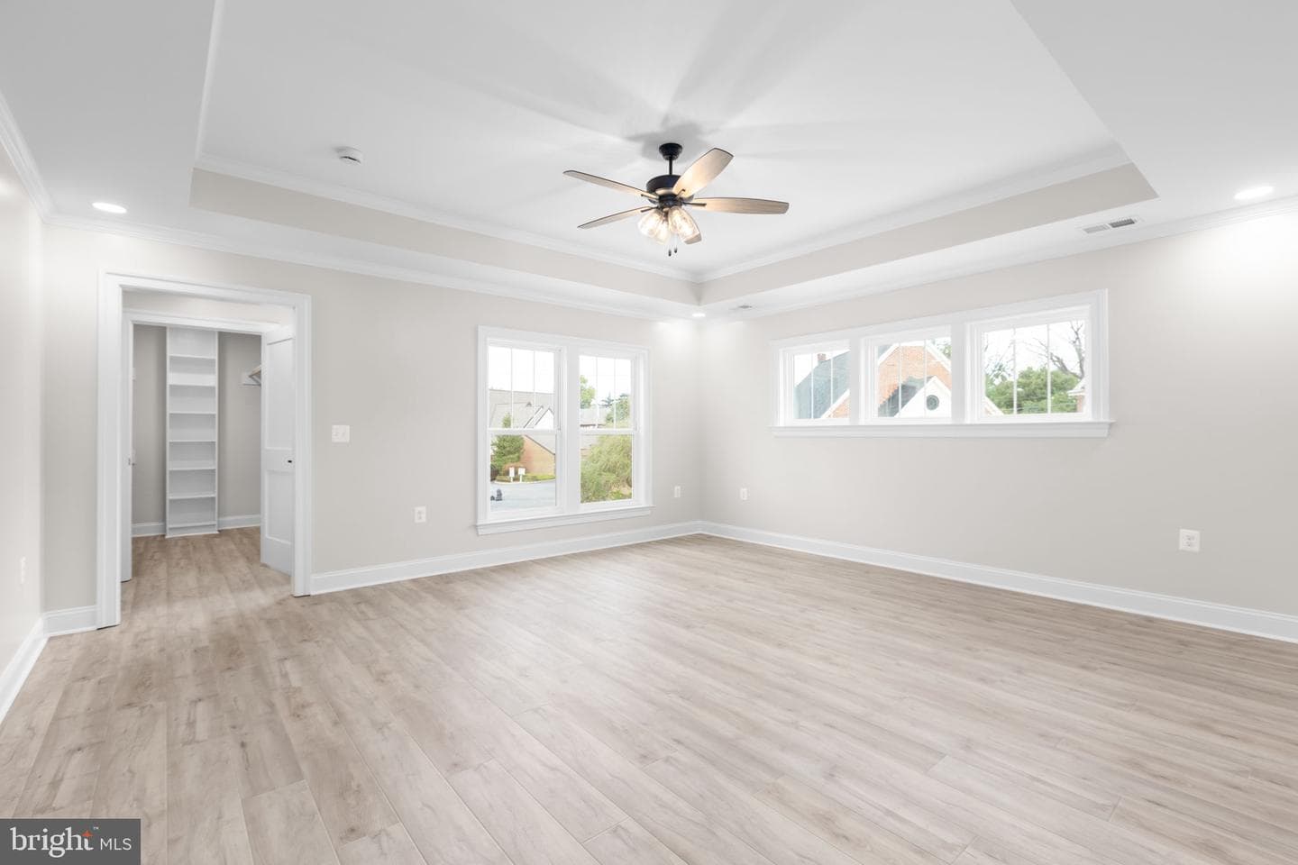 613 Kenmore Avenue photo 37