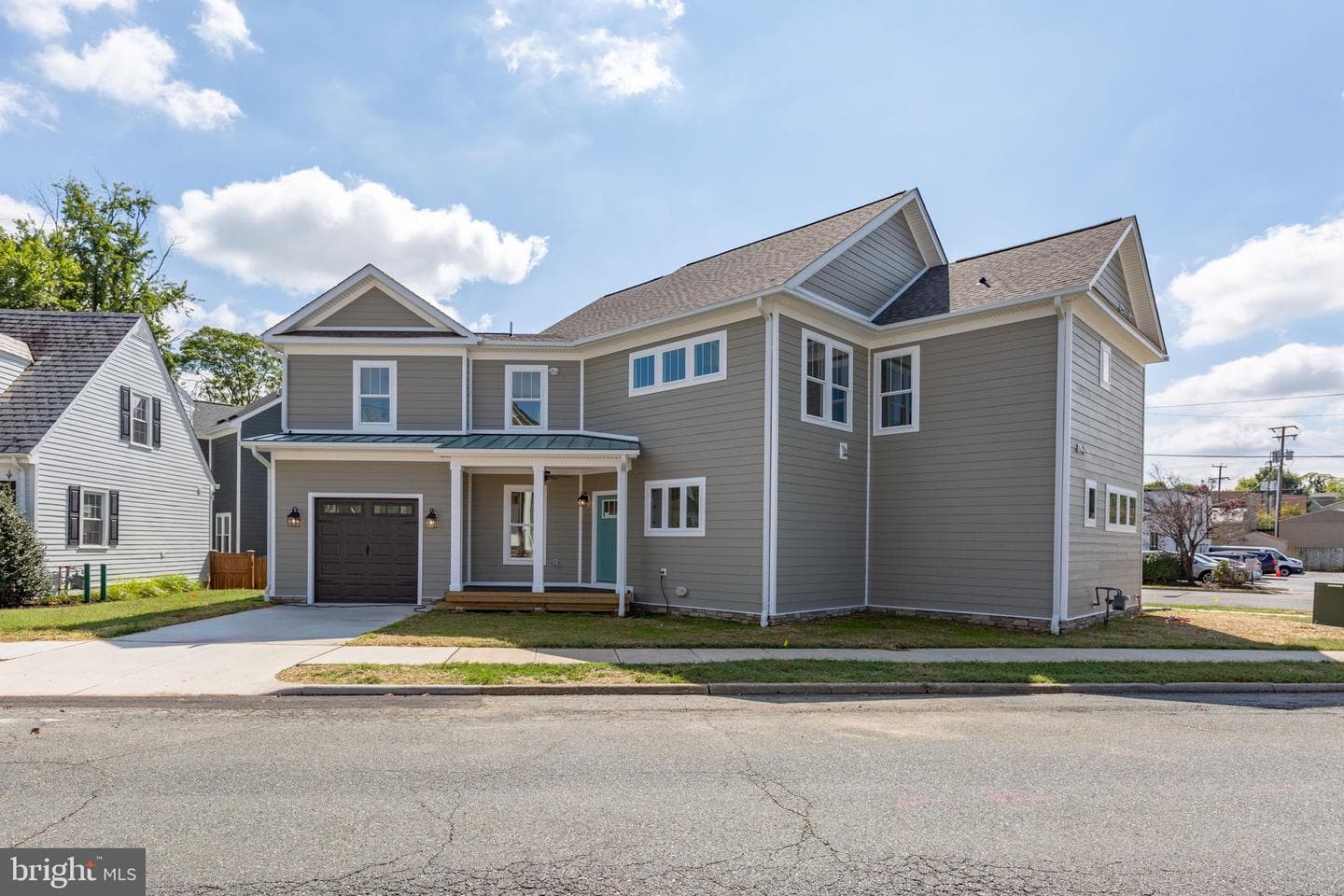 613 Kenmore Avenue photo 43