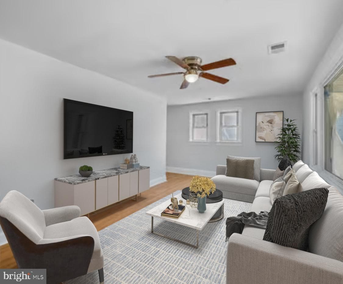212 Coakley Street photo 4