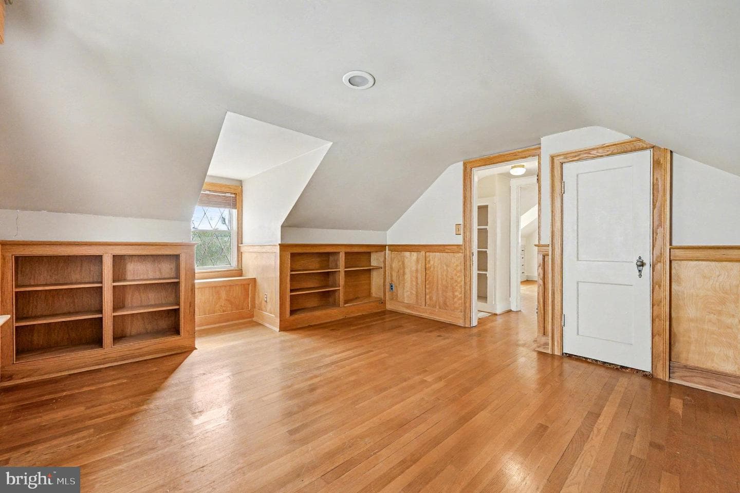 1321 Parcell Street photo 20
