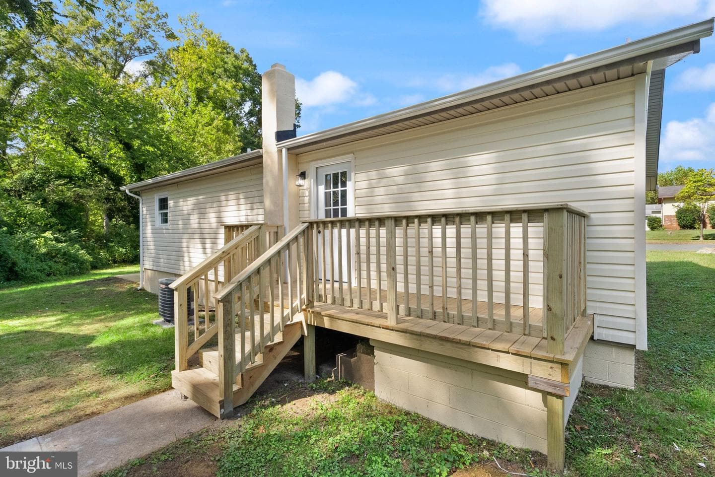 404 Newell Street photo 21