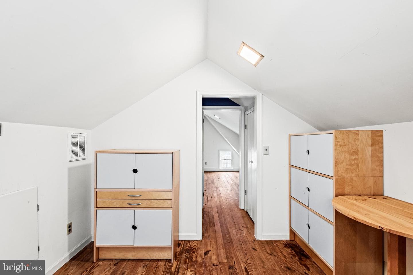 1107 Kenmore Avenue photo 39