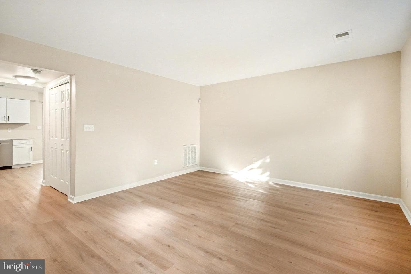 222 Farrell Lane photo 6