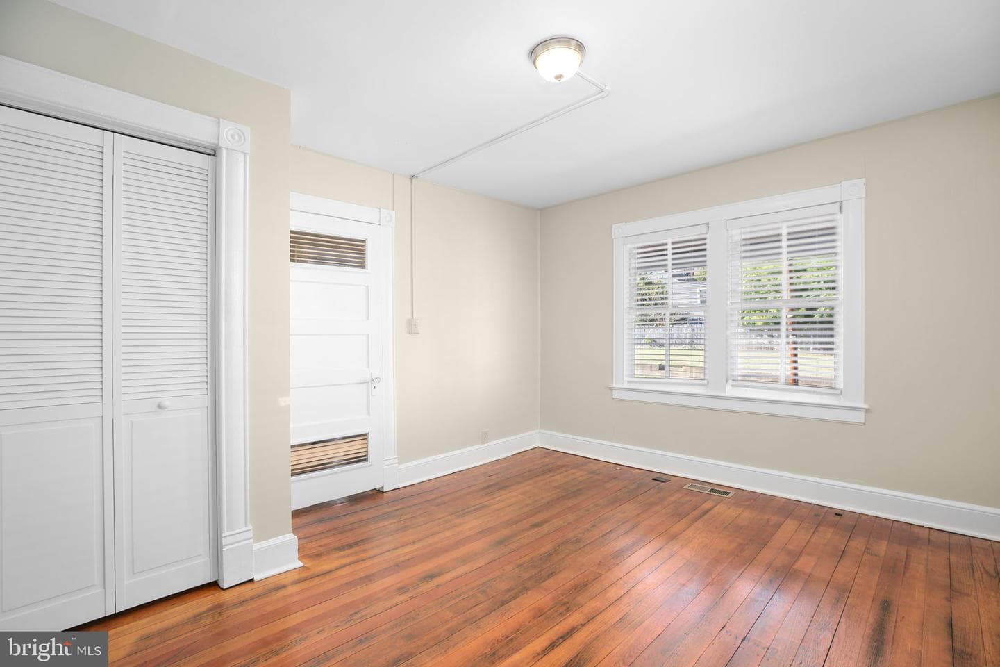 420 Dunmore Street photo 14