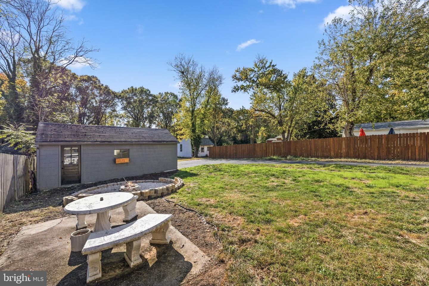 226 Hillcrest Drive photo 29