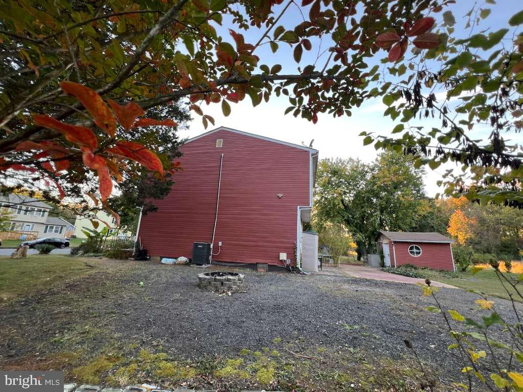 401 Canterbury Road photo 3