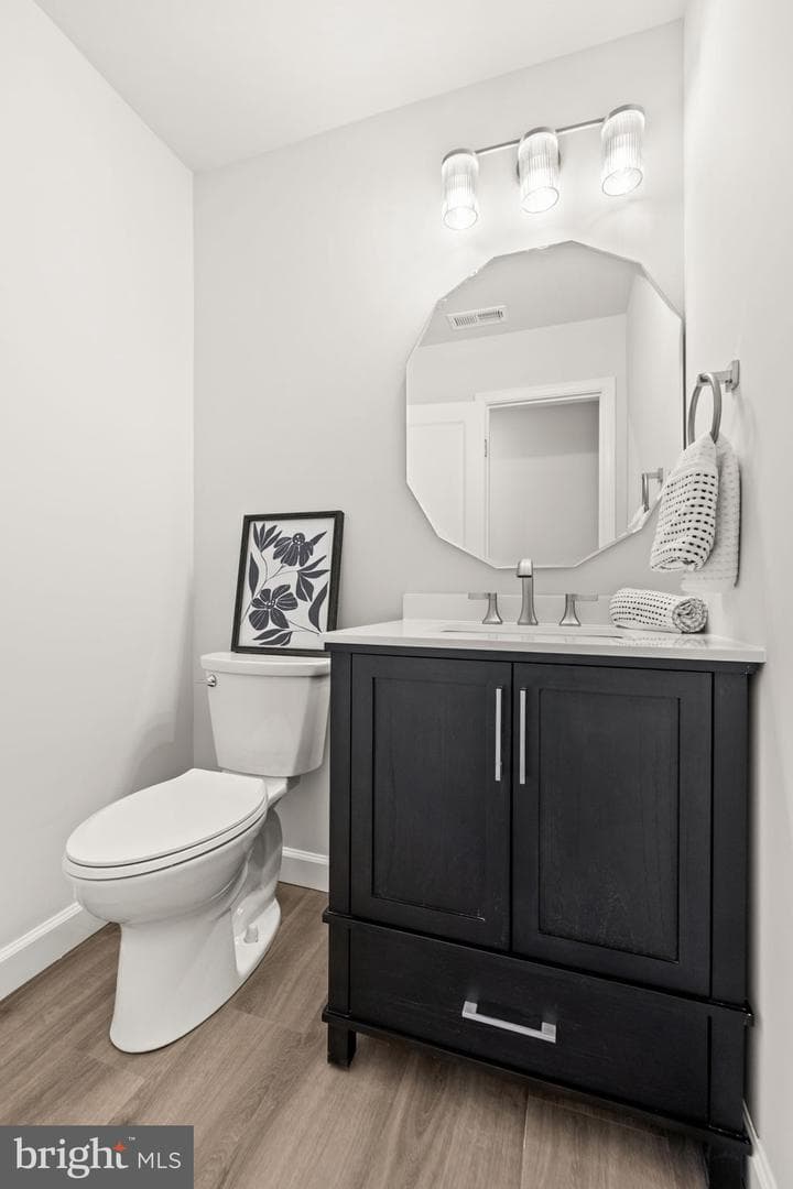 622 Stuart Street photo 26