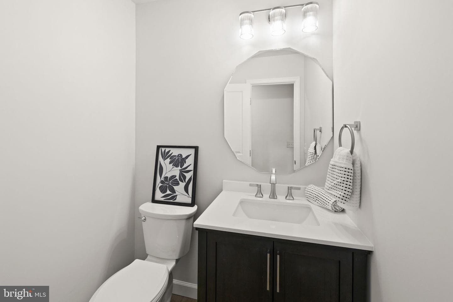 622 Stuart Street photo 28