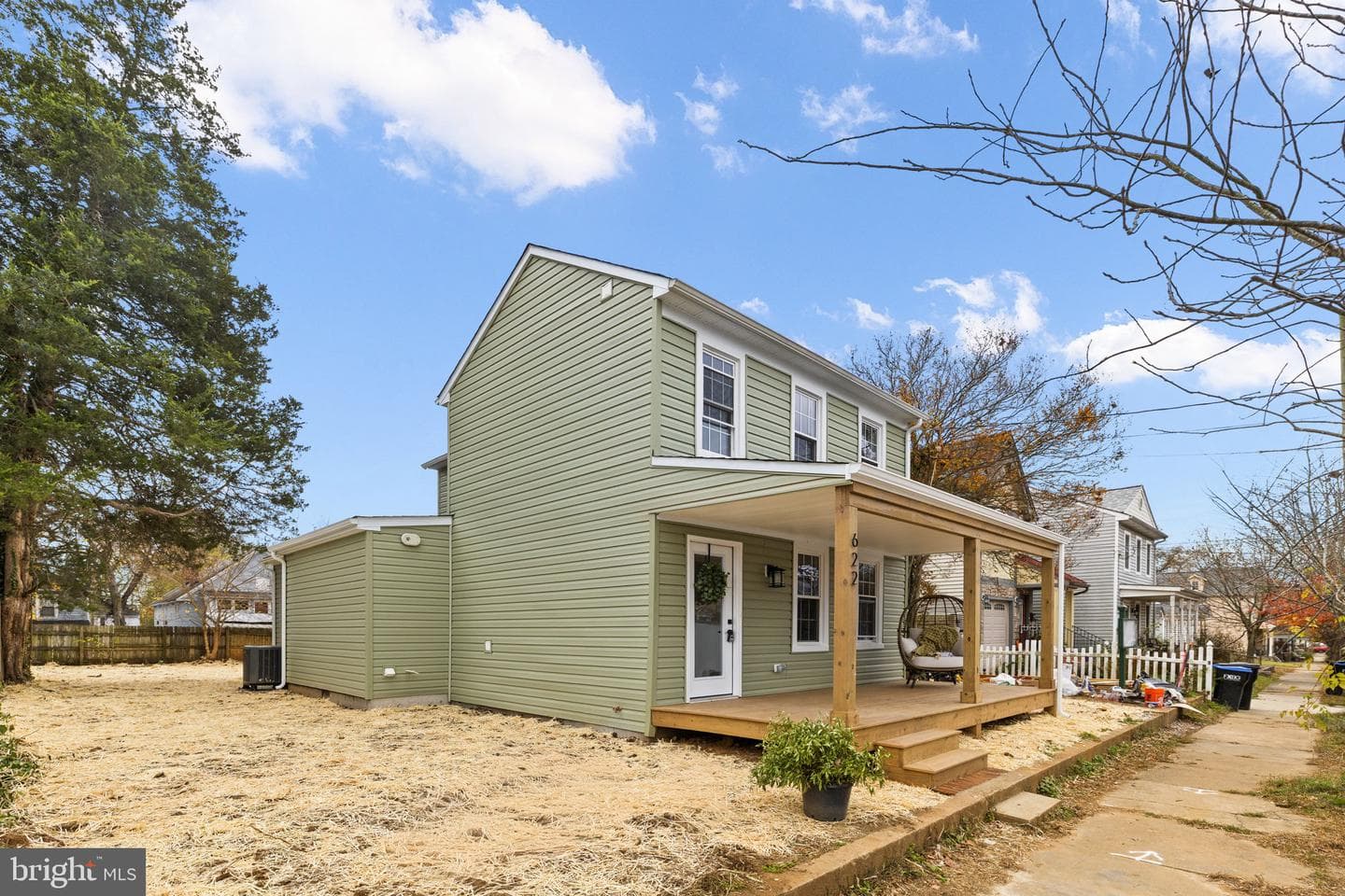 622 Stuart Street photo 37