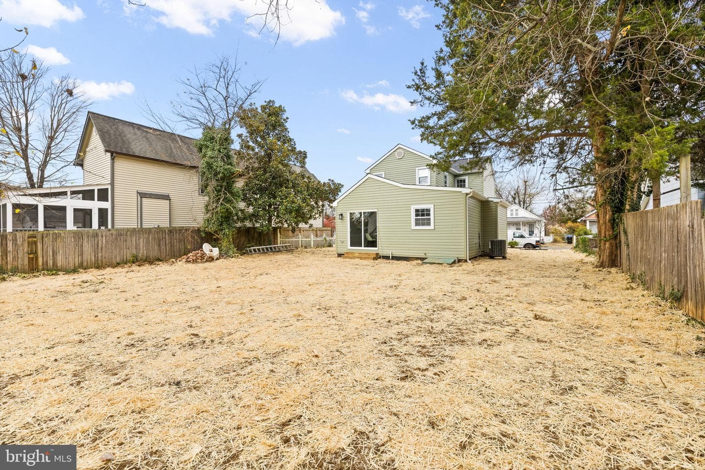622 Stuart Street photo 41