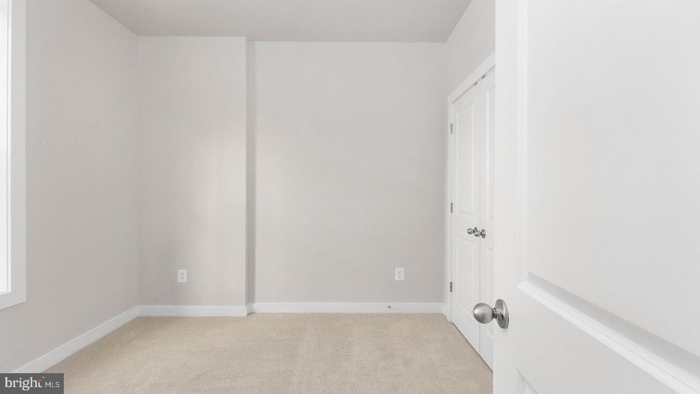 438 Germania Street photo 15