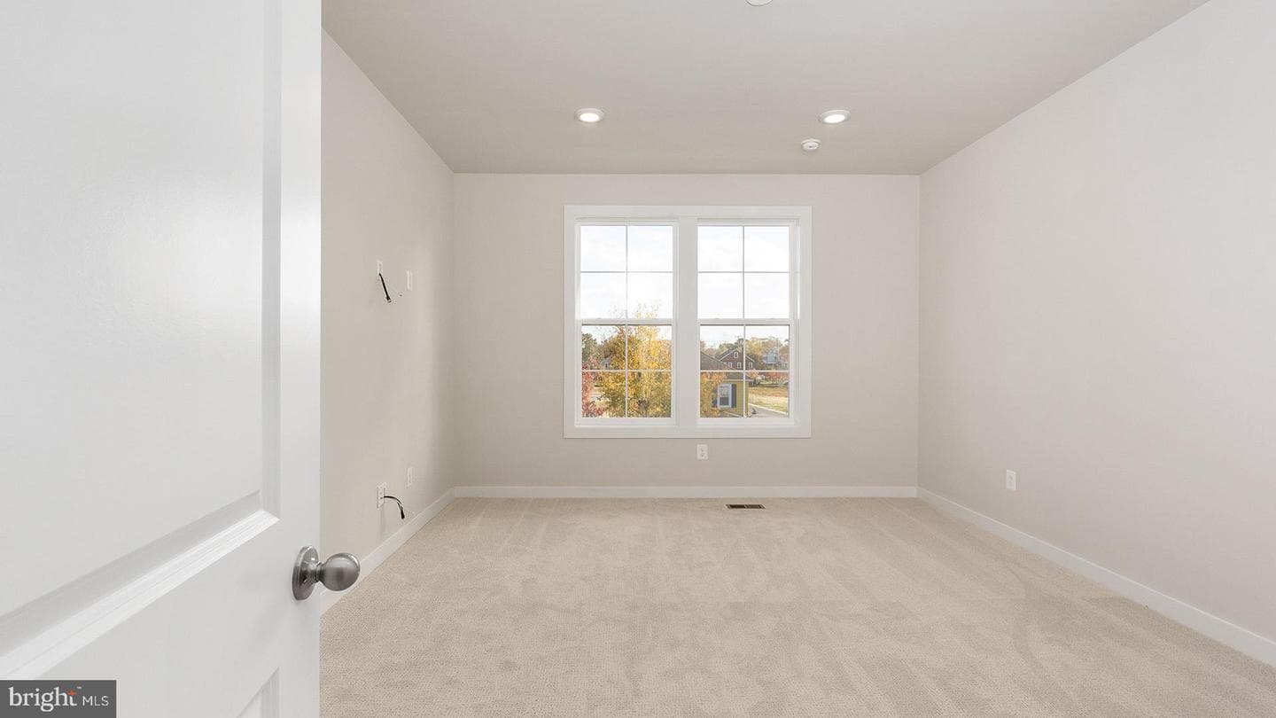438 Germania Street photo 22