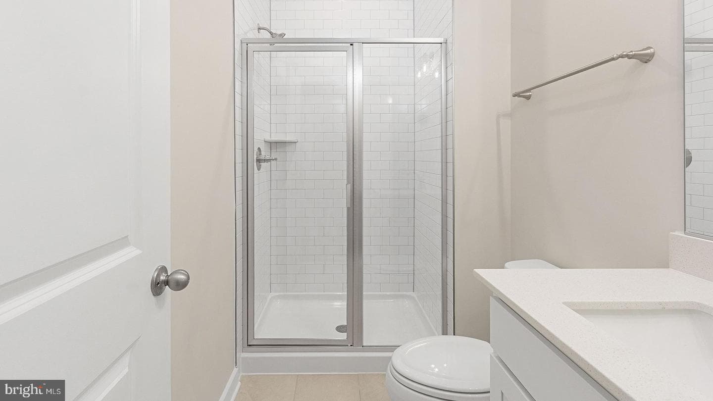 438 Germania Street photo 33