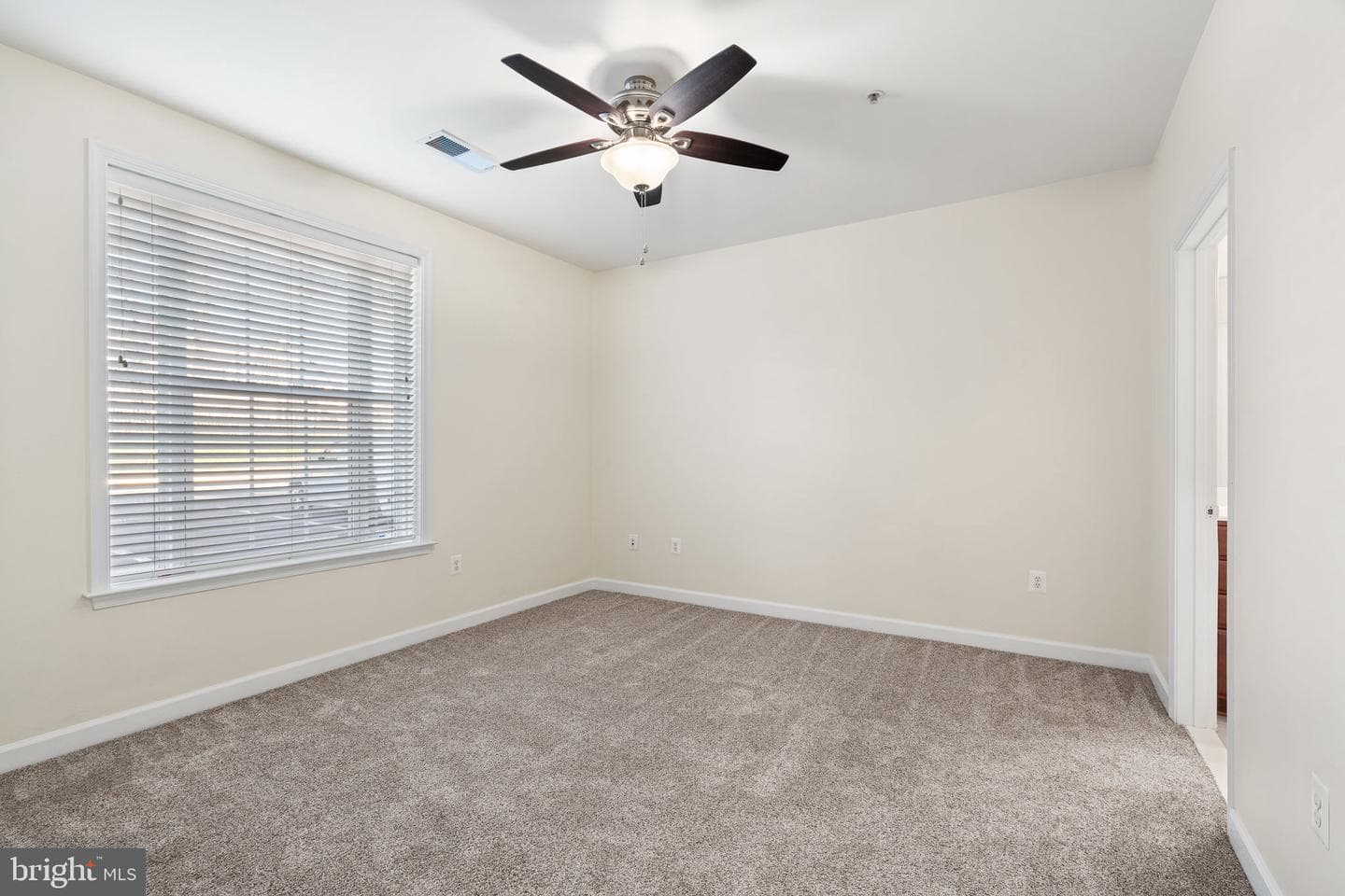 621 Cobblestone Boulevard #t9 photo 12