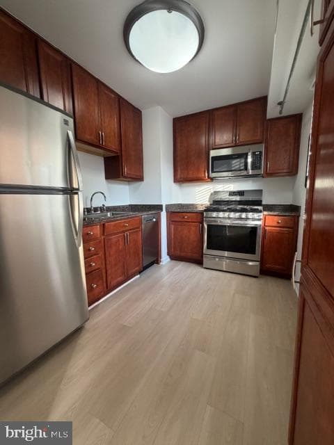 1805 William Street photo 6