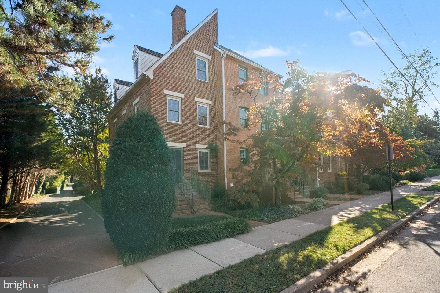 811 College Avenue photo 32