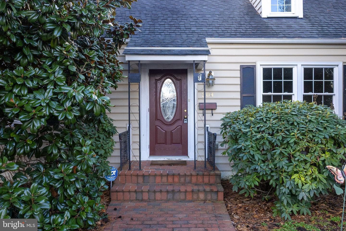 504 Hawke Street photo 7