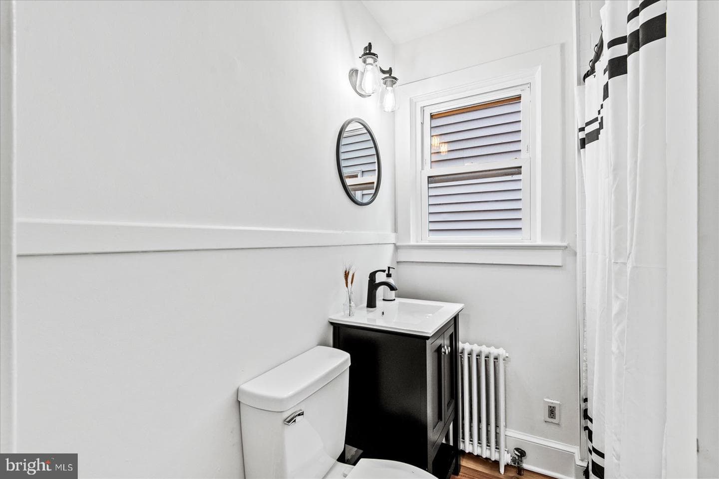 1312 Rowe Street photo 20
