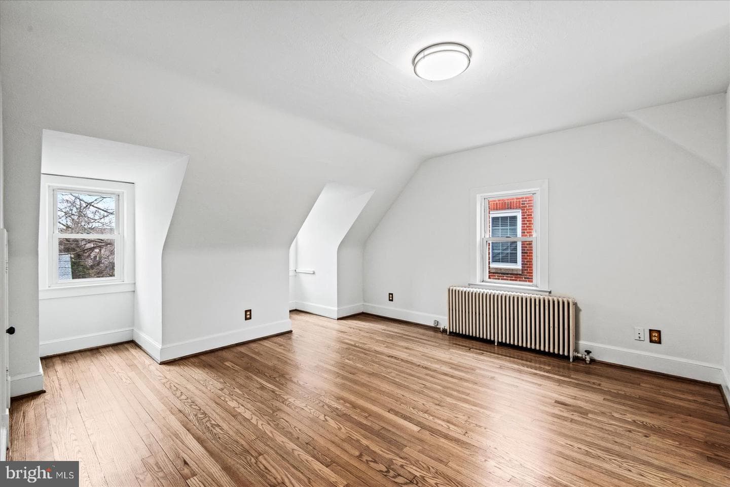 1312 Rowe Street photo 22