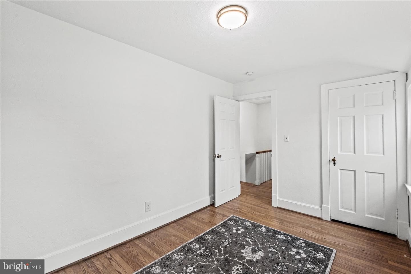 1312 Rowe Street photo 27