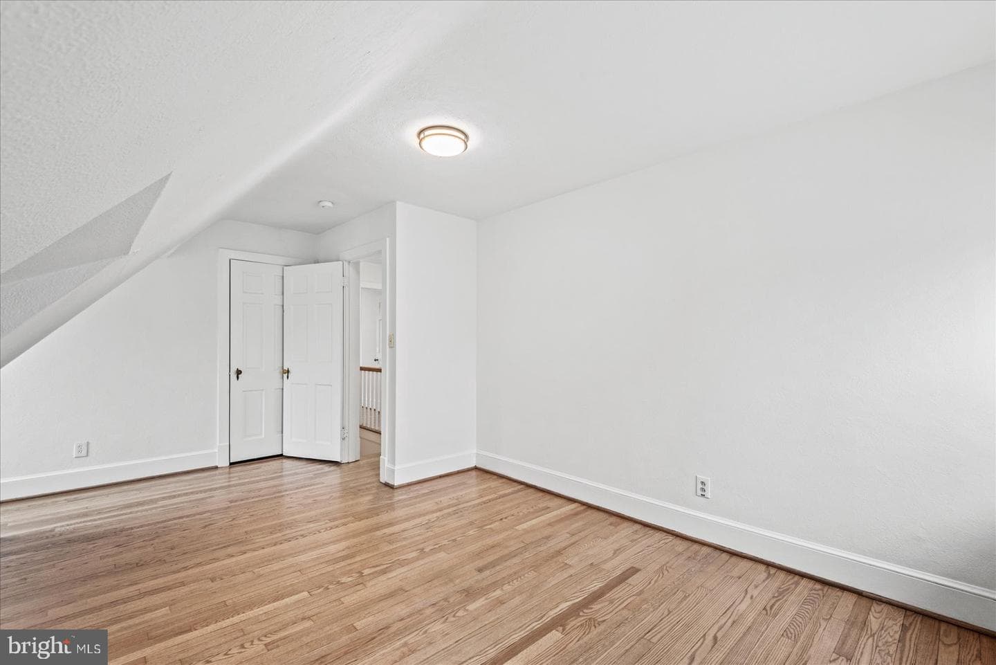 1312 Rowe Street photo 29
