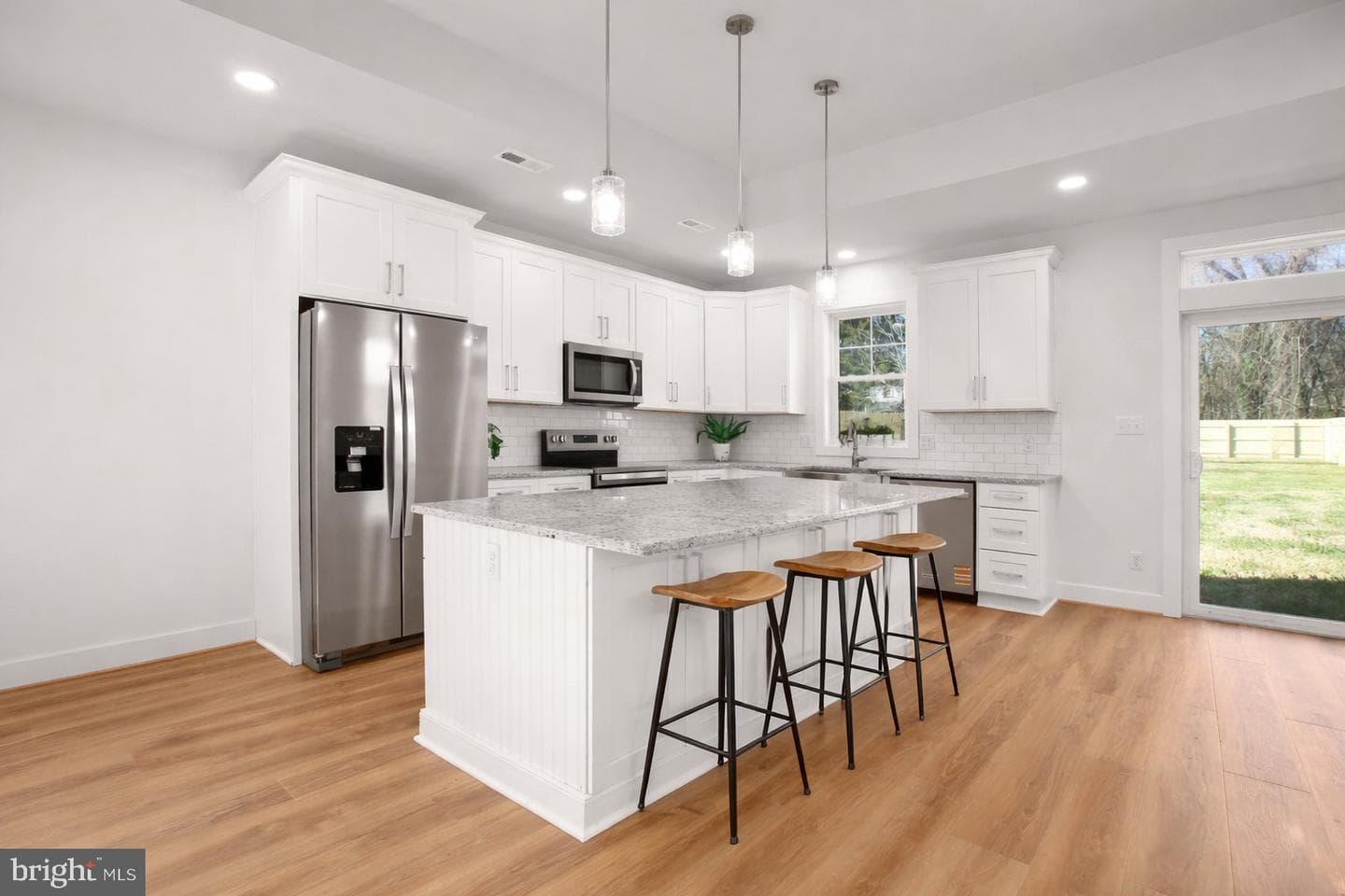 1606 Charles Street photo 3