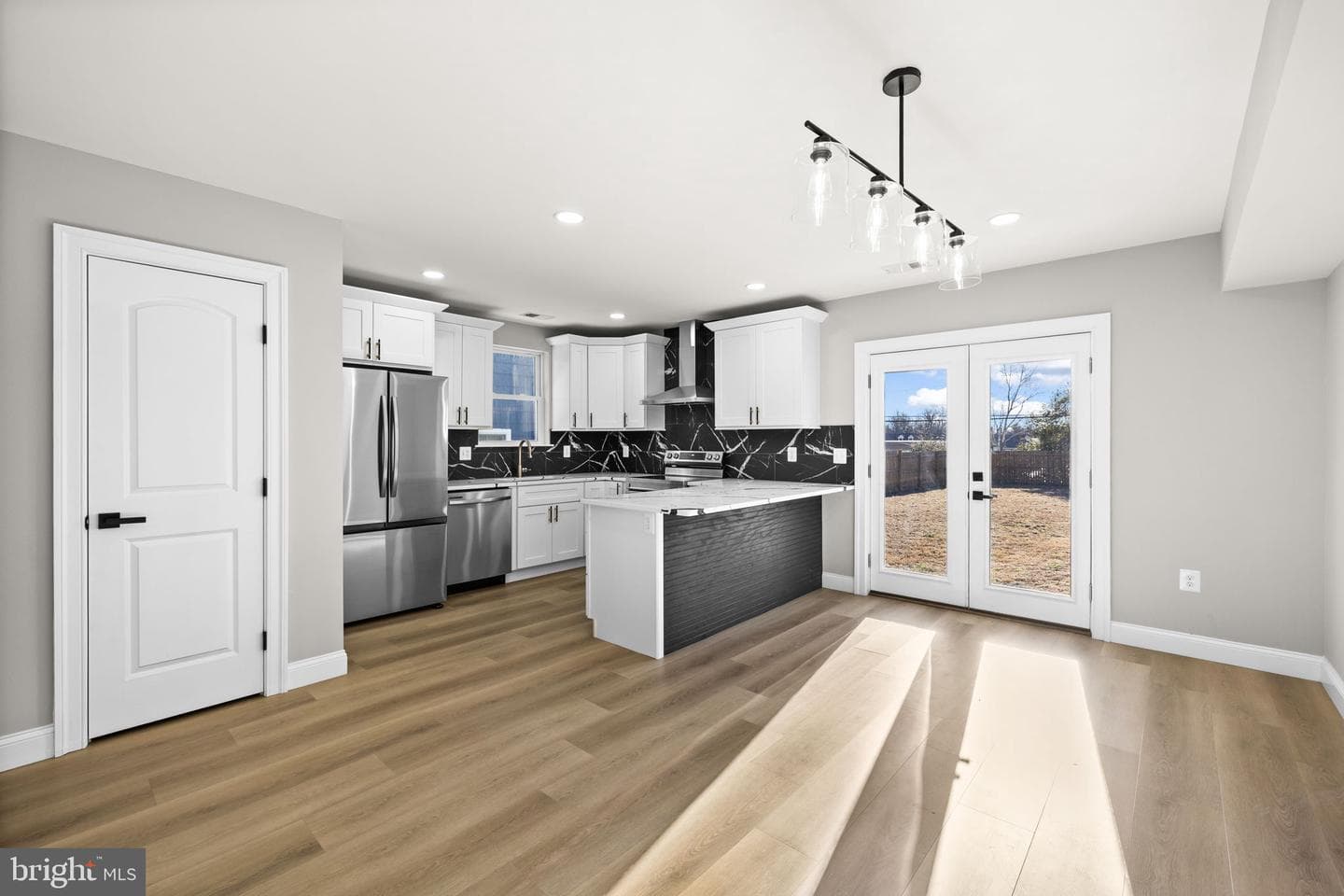 1008 Lafayette Boulevard photo 32