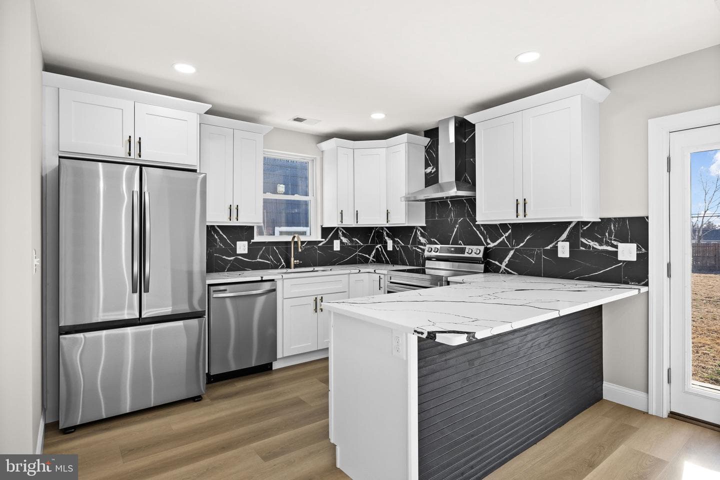1008 Lafayette Boulevard photo 33