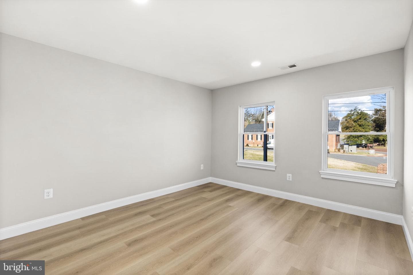 1008 Lafayette Boulevard photo 53