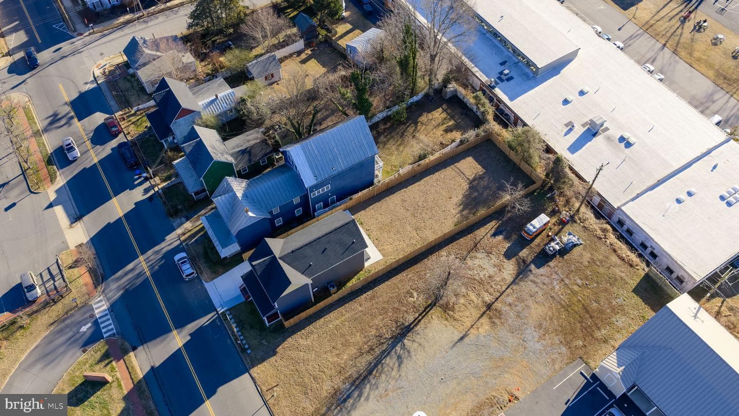 1008 Lafayette Boulevard photo 57